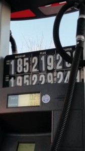 Picture from http://photos.nj.com/njcom_photos/2015/01/your_pics_of_new_jerseys_lowest_gas_prices_13.html 