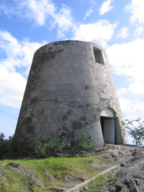 Photograph of a mill on sugar plantation