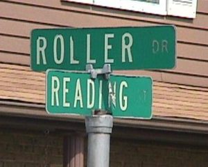 Roller & Reading Street Signs