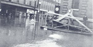 Front and Locust Strs 1936 Flood