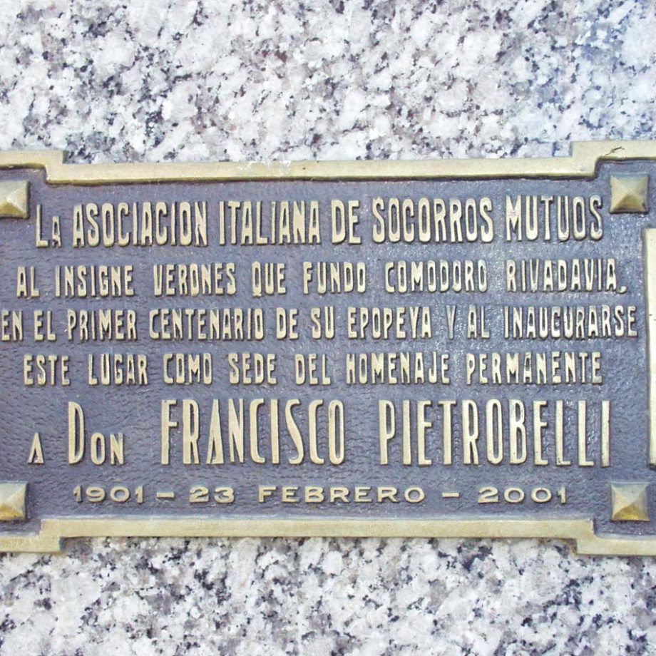 Plaque