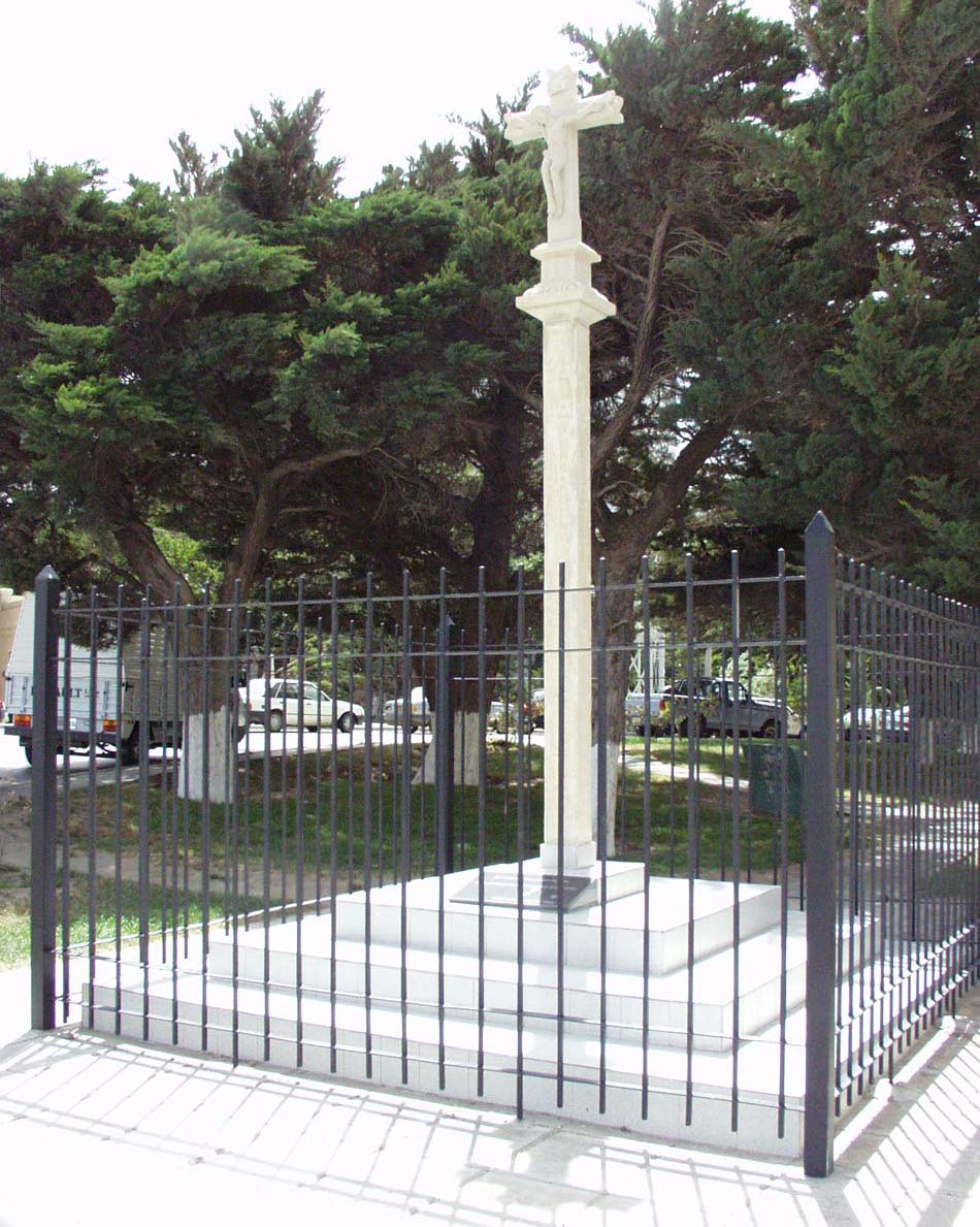 Assorted Malvineas memorials, plaques, etc.