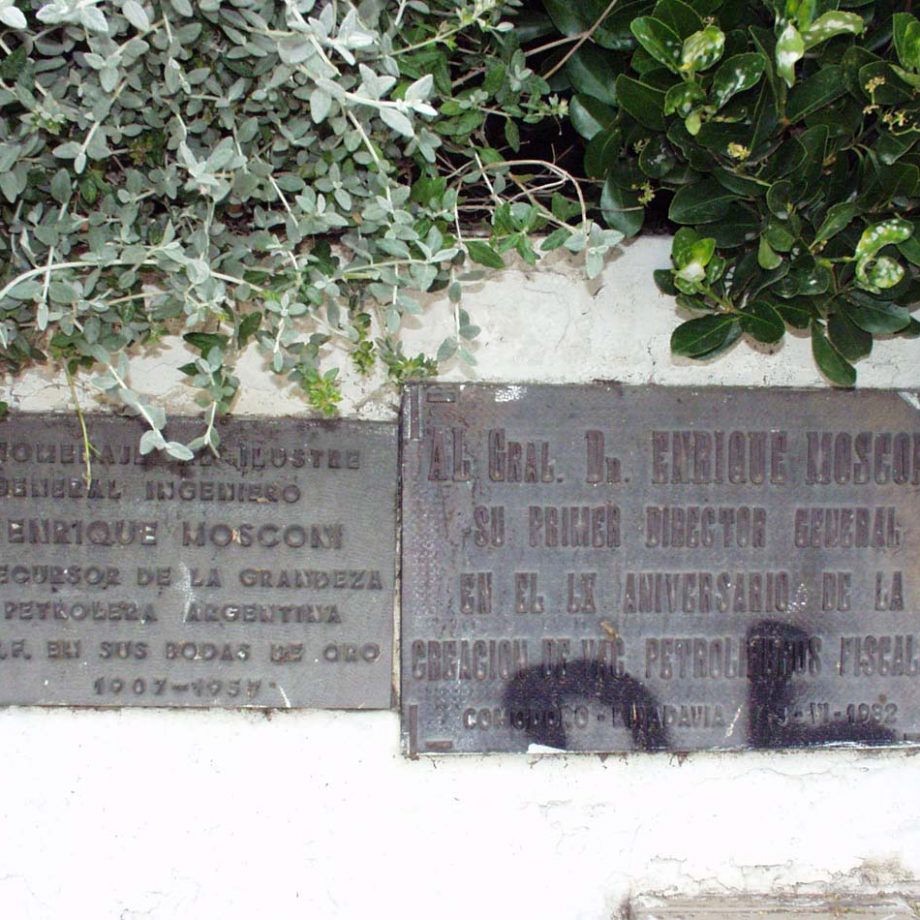 Plaques from monument in Km.3