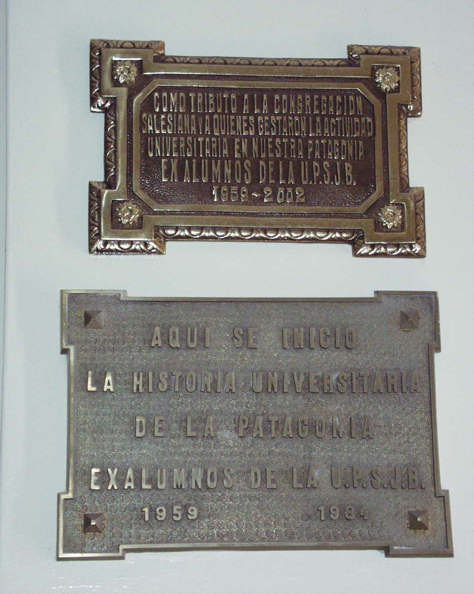 Plaque