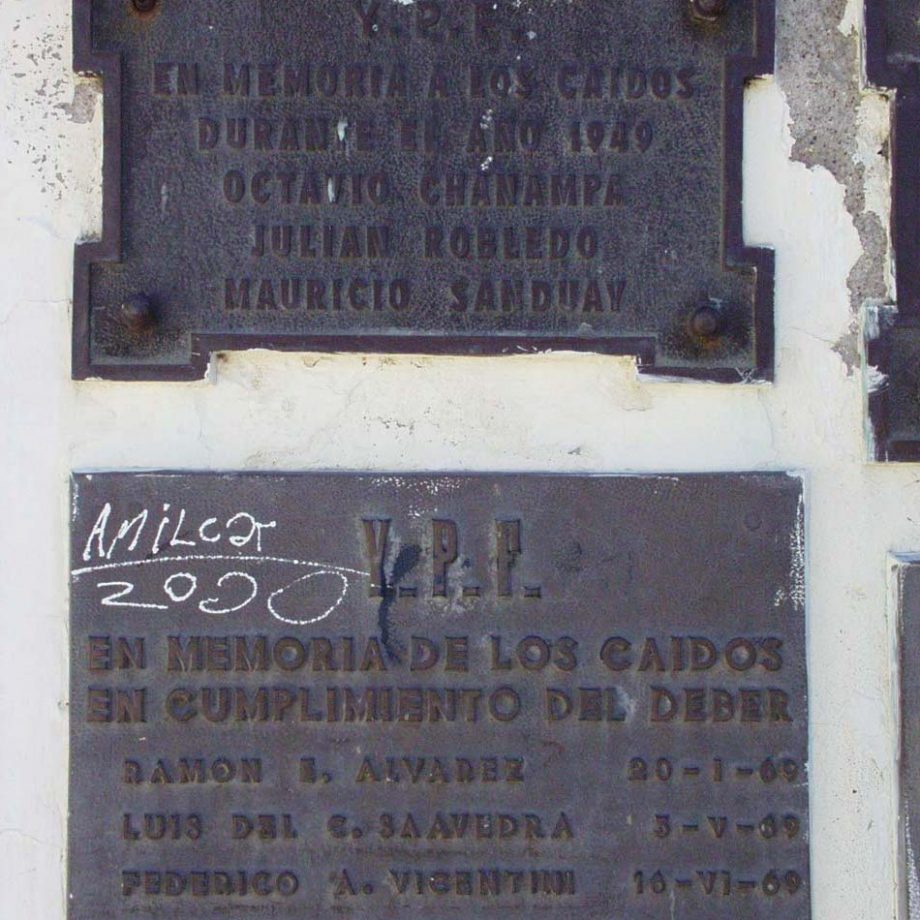 Plaque