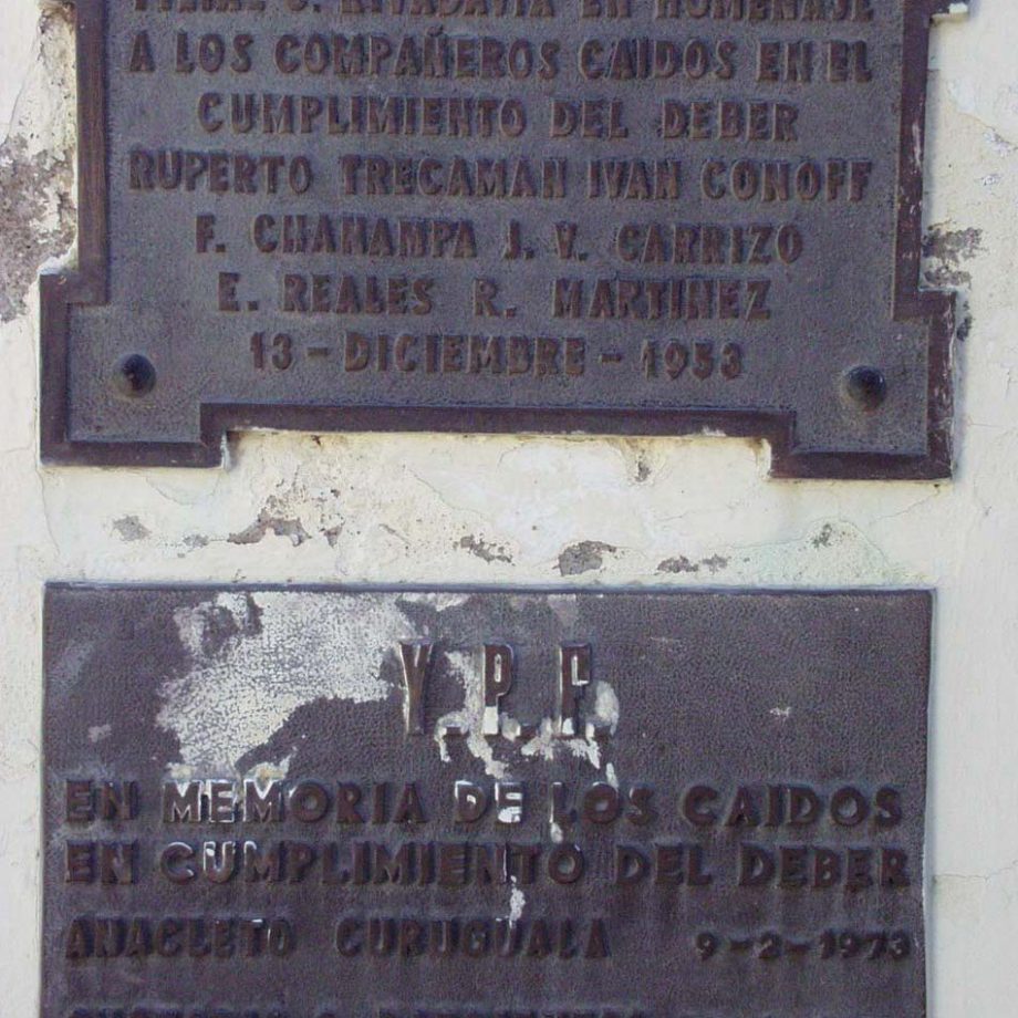 Plaque