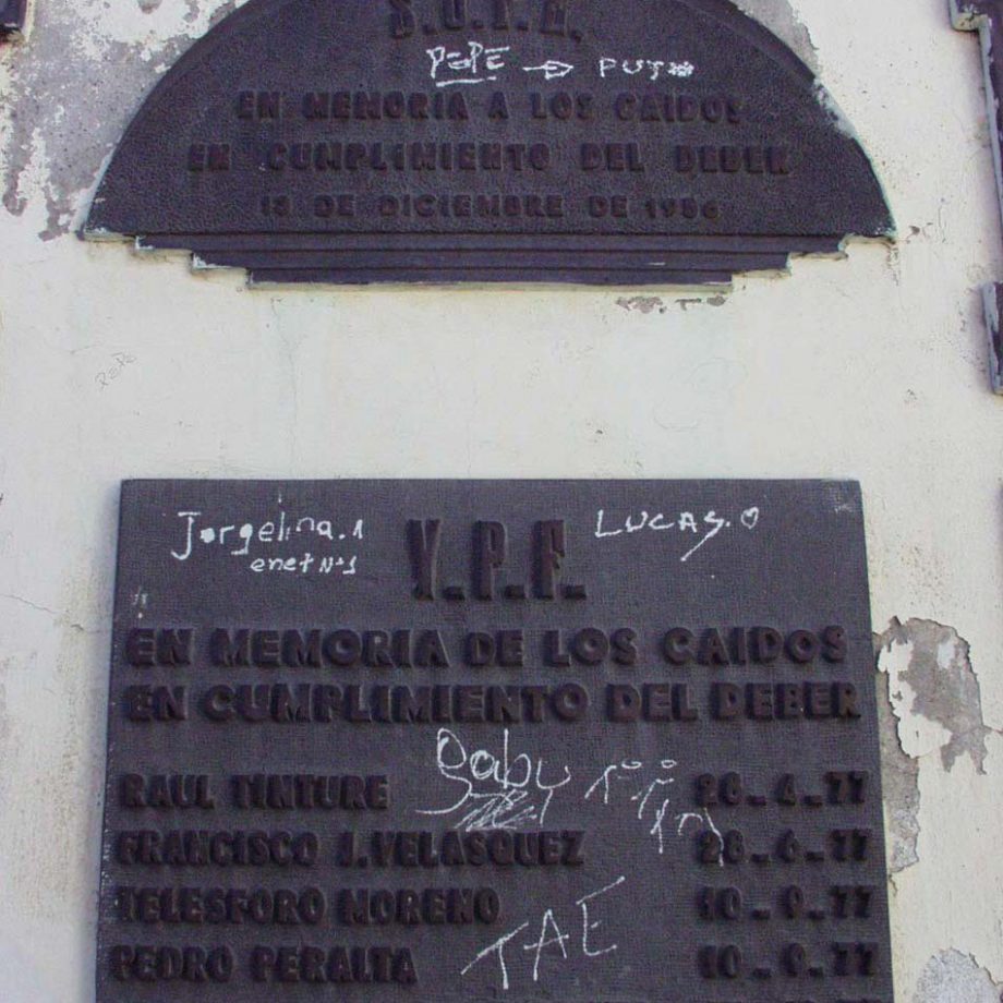 Plaque