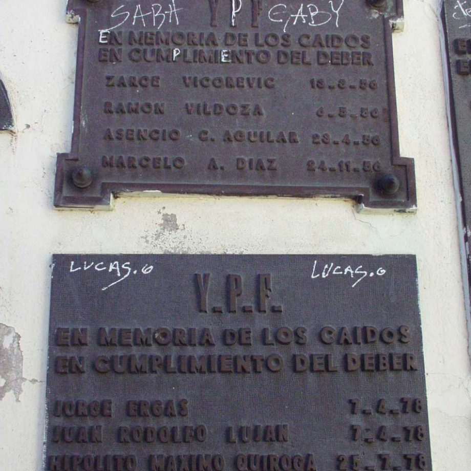 Plaque