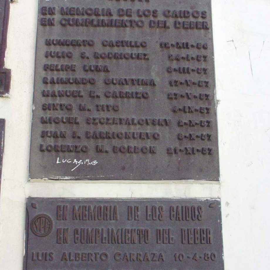 Plaque