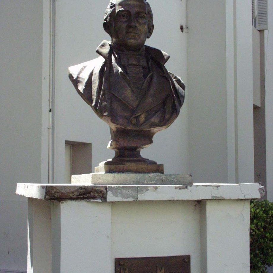 Bust of Moreno