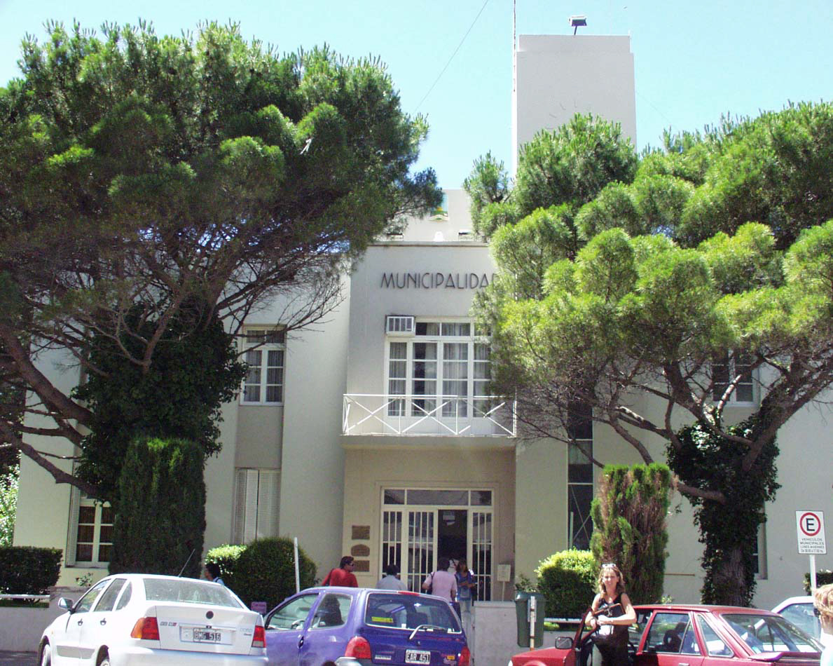 Municipalidad building in the centro